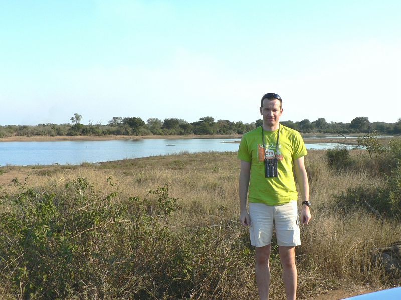 JAR 305.JPG - Kroci v Animal Bikers tričku. S ním to ovšem bohužel nedopadlo příliš dobře. Díky své dobré savosti skončilo jako hadr na čištění auta.